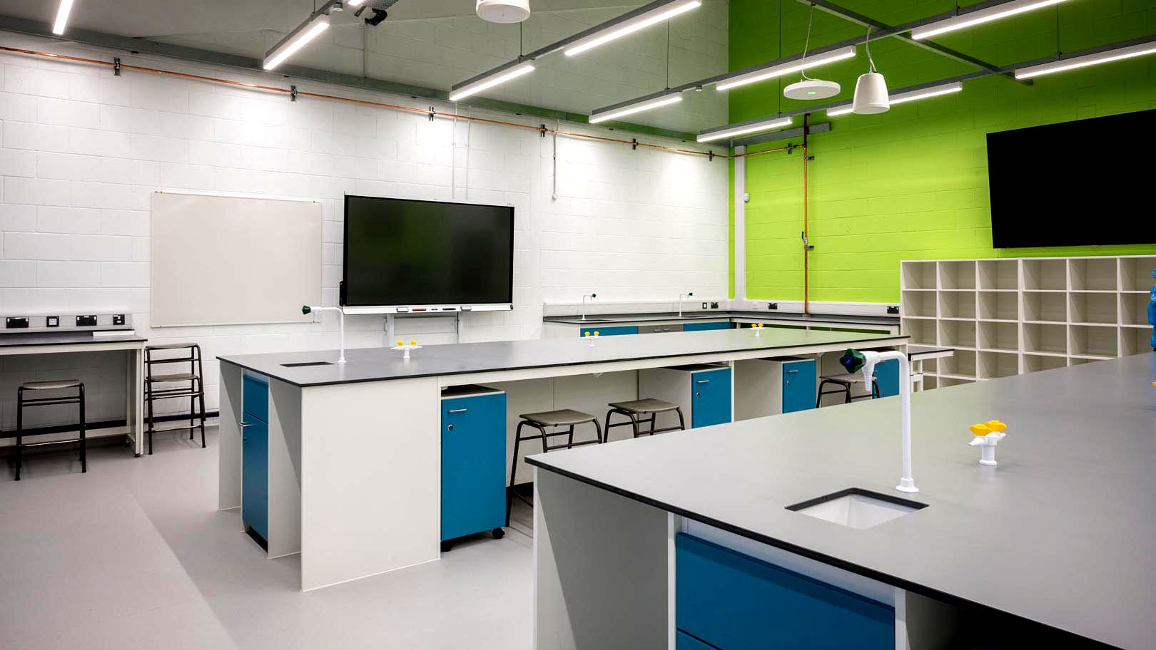 Laboratory benching, cabinets and gas services at Writtle University College superlab, Lordship Science Centre